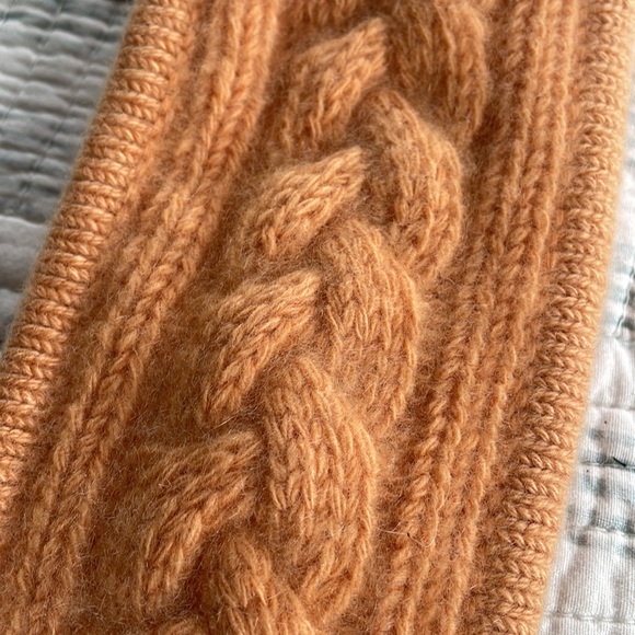Portolano Cashmere Ear Warmer - Picture 2 of 4